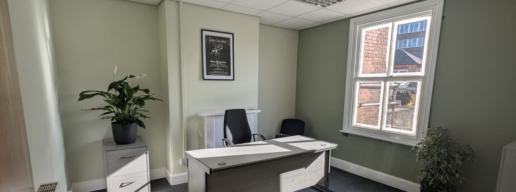 derby office therapy room to rent / let